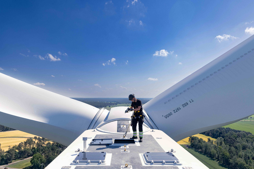 Technicien sur éolienne